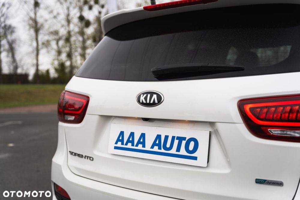 Kia Sorento - 16