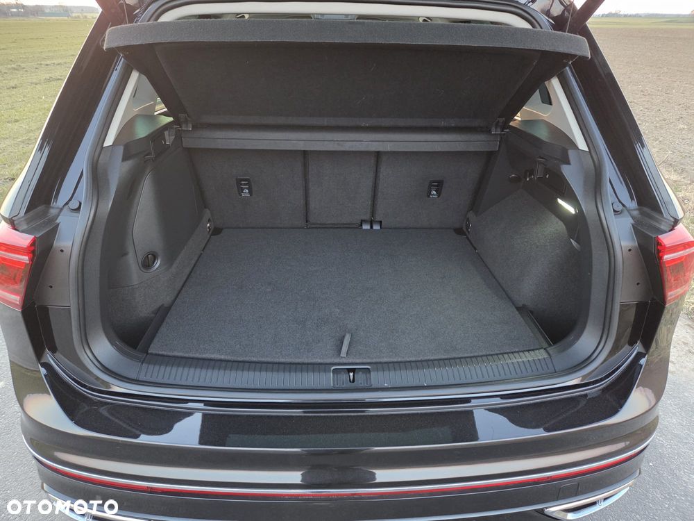 Volkswagen Tiguan - 13