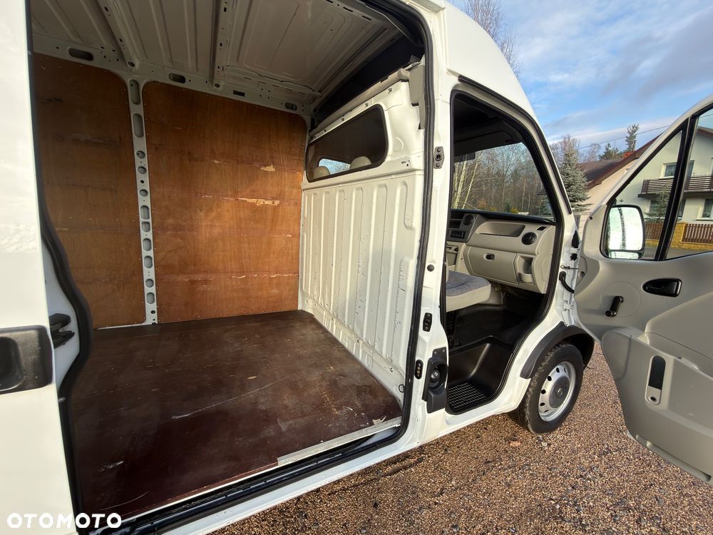 Nissan Interstar - 31