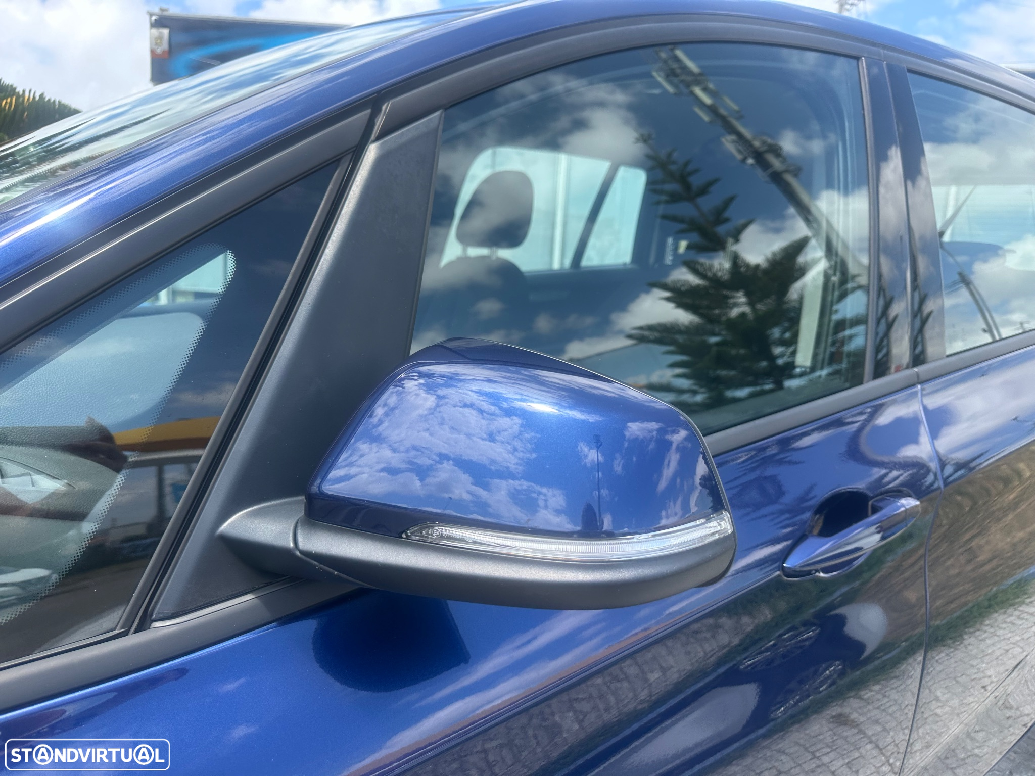 BMW 216 Gran Tourer d - 17