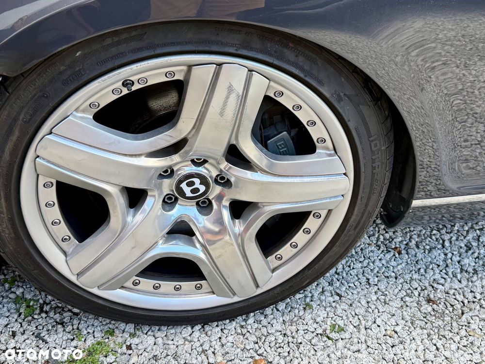 Bentley Continental GT Standard - 15