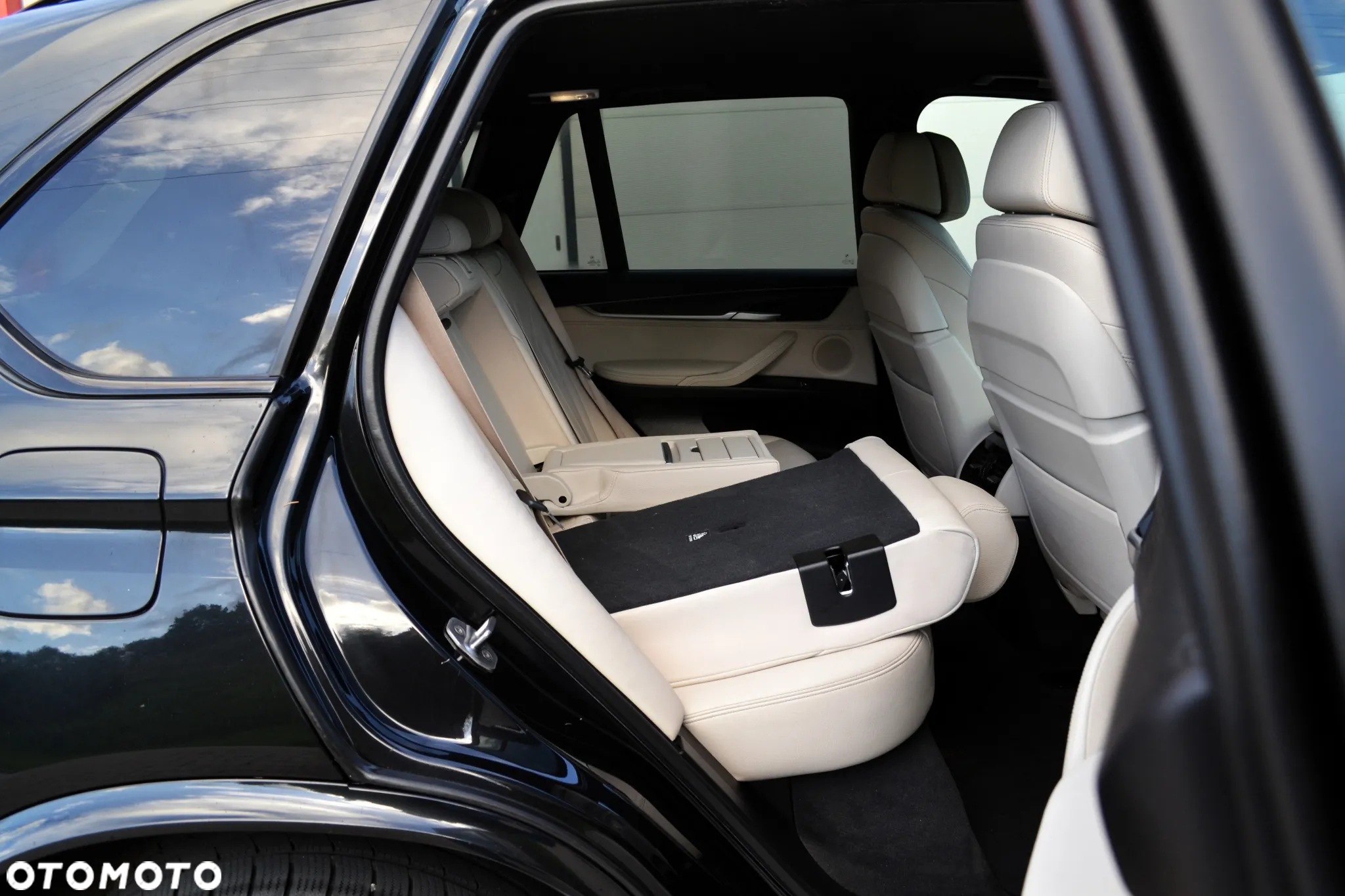 BMW X5 M M50d - 13