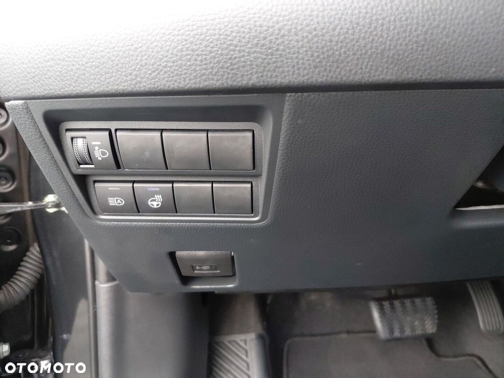 Toyota Yaris Hybrid 1.5 Style - 21