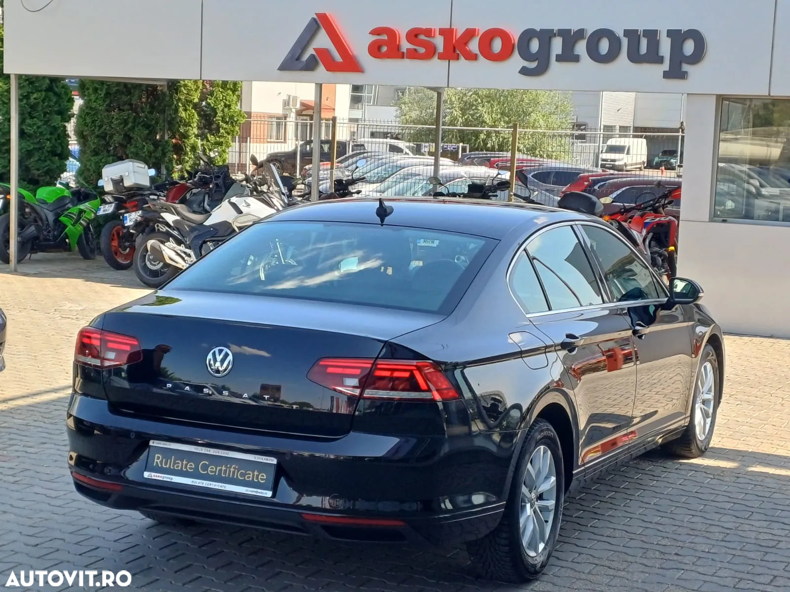 Volkswagen Passat 2.0 TDI DSG Comfortline - 4