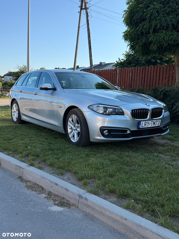 BMW Seria 5 528i xDrive Sport-Aut Luxury Line - 2