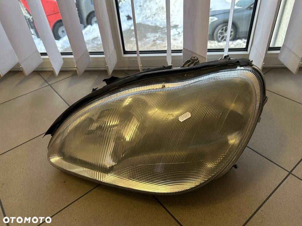 REFLEKTOR LEWY LAMPA PRZÓD XENON A2208200761 MERCEDES S-KLASA W220 - 2