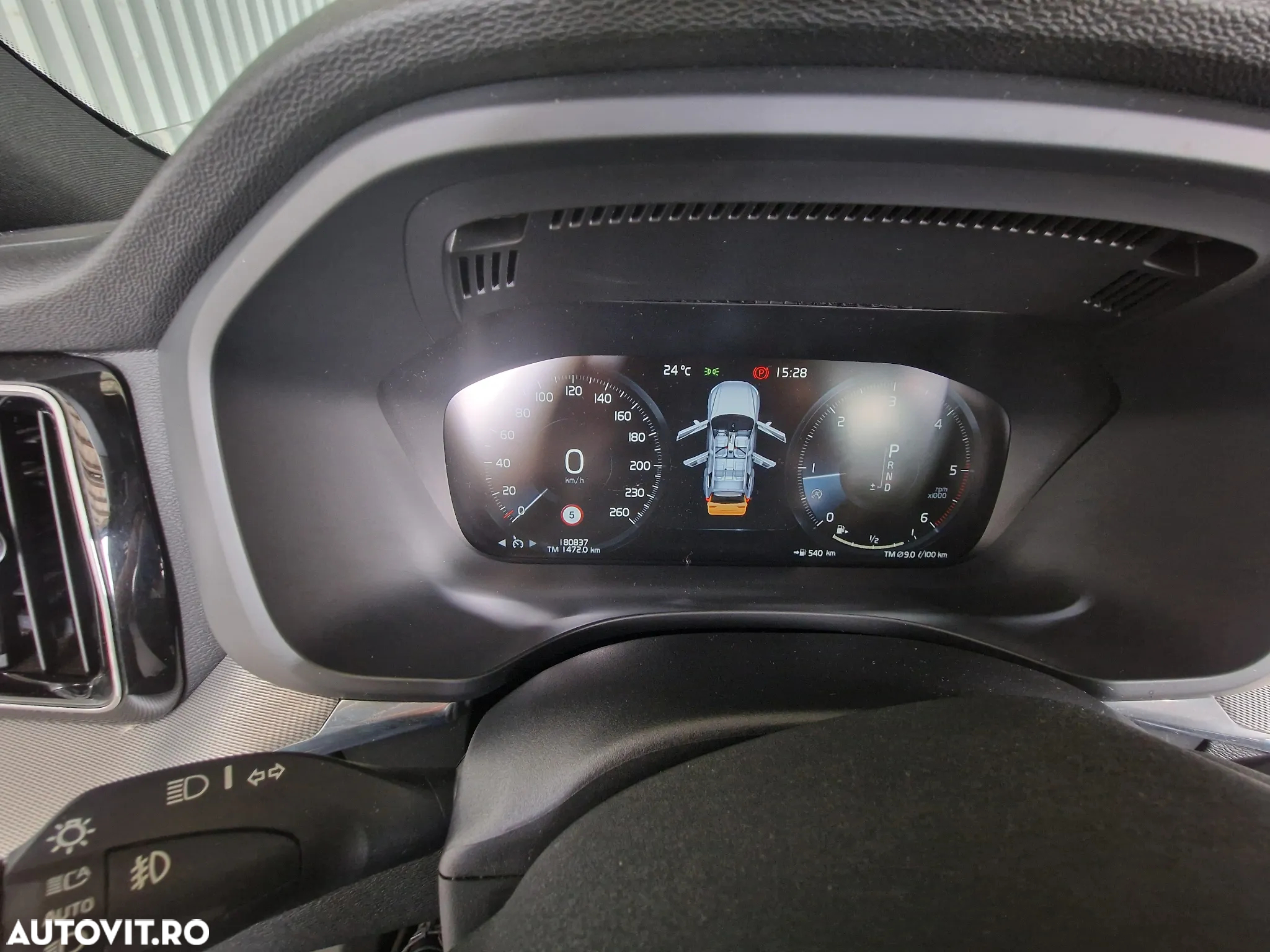 Volvo XC 60 D4 AWD R-Design - 13