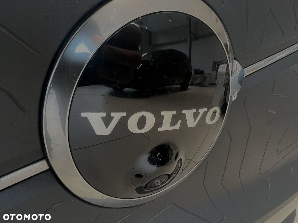 Volvo Ex30 2026 photo 2