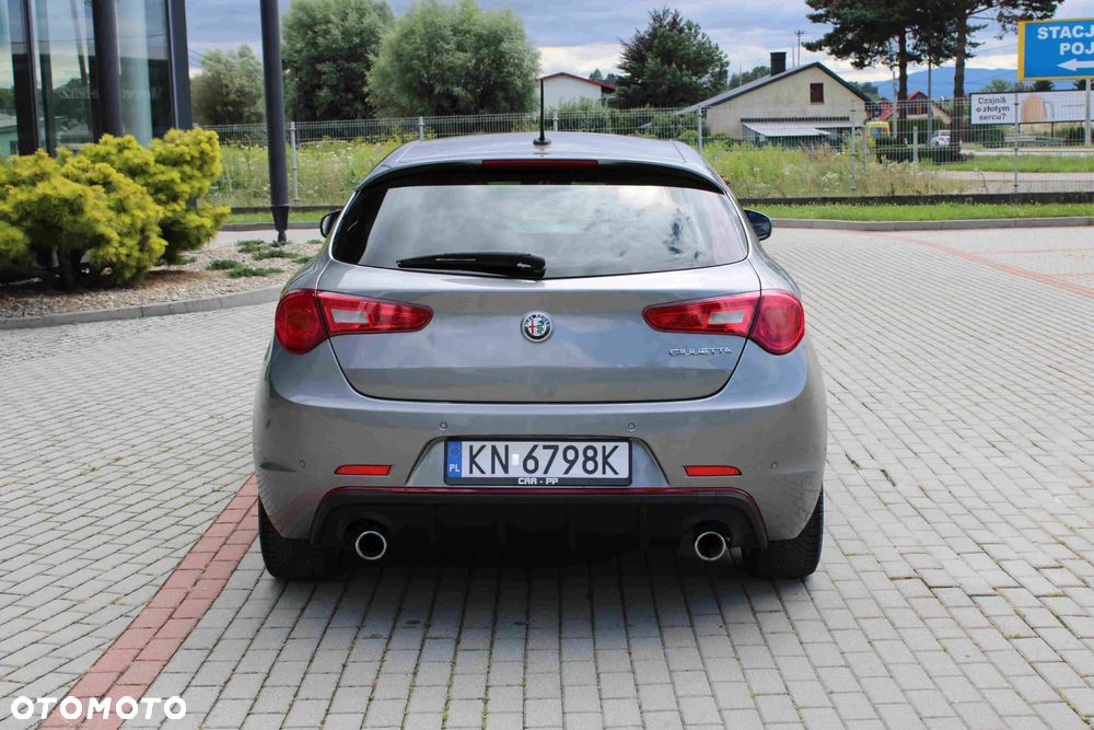 Alfa Romeo Giulietta 1.8 TBi 16V TCT Veloce - 9