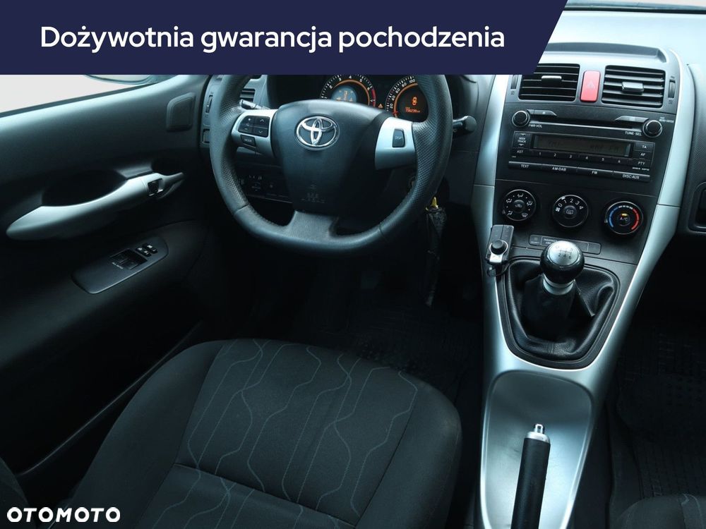 Toyota Auris - 9