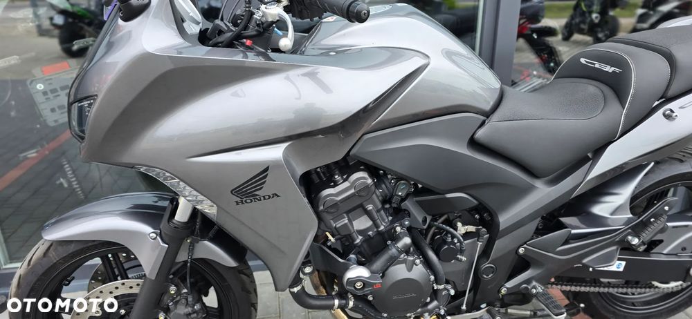 Honda CBF - 40