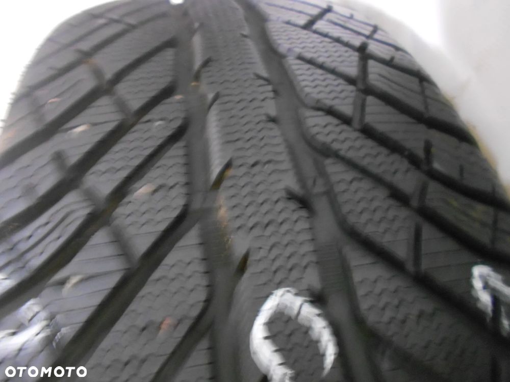 OPONA 235/55R18 COOPER DISCOVERER WINTER DOT 3018 9,4MM - 2