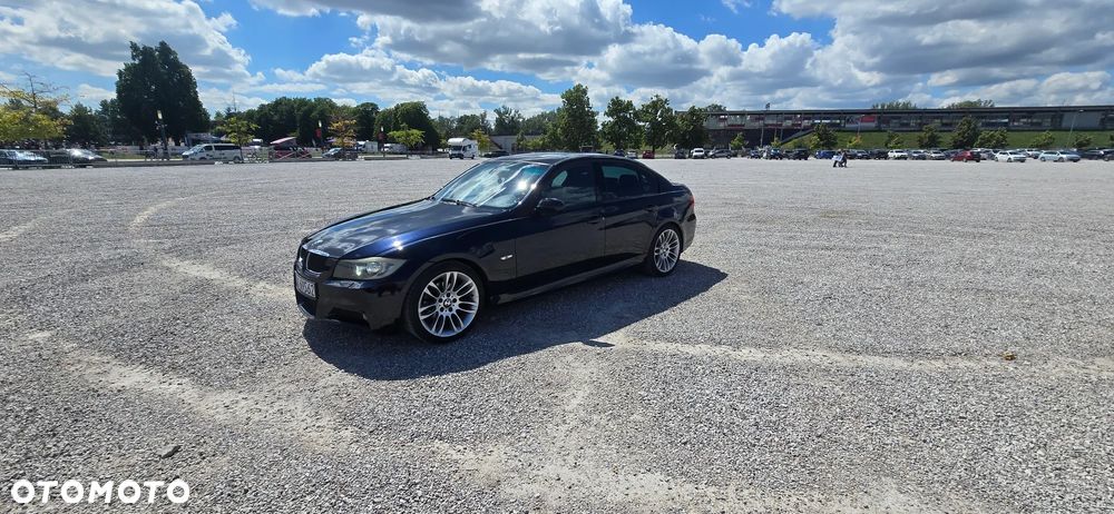 BMW Seria 3 320i - 9
