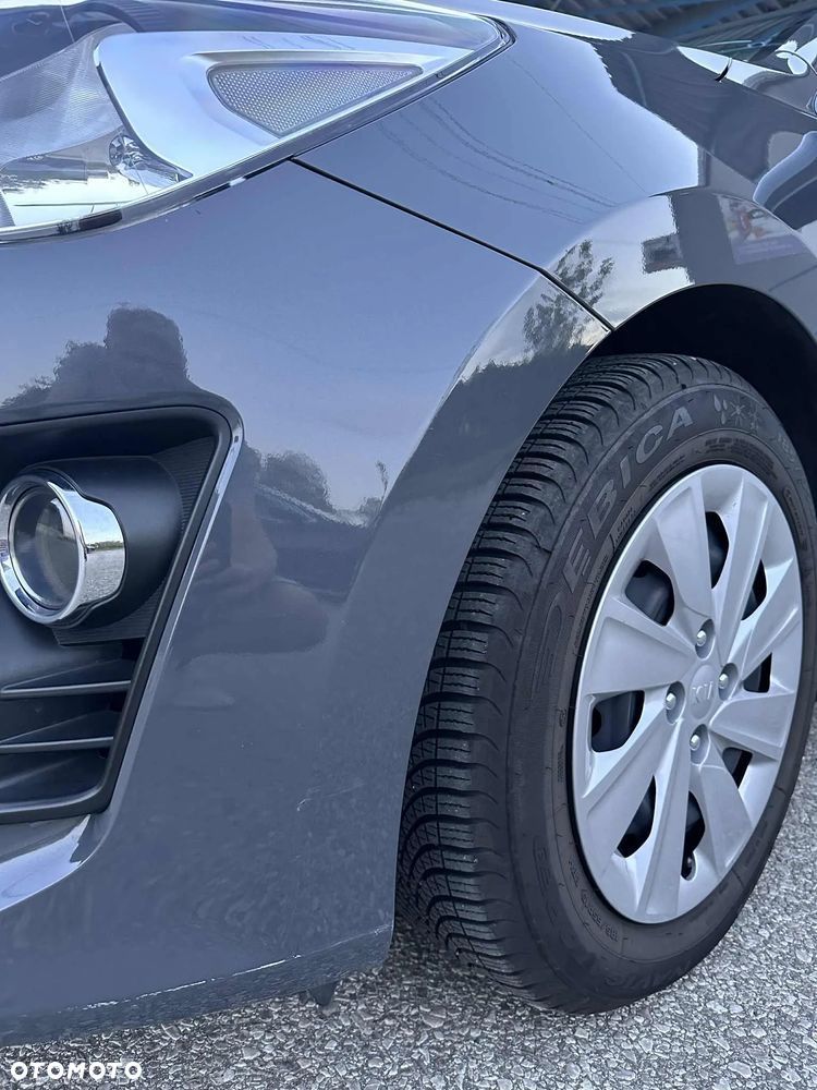 Kia Rio 1.2 L - 15