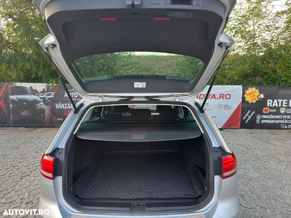 Volkswagen Passat 2.0 TDI SCR 4Motion DSG Comfortline - 31