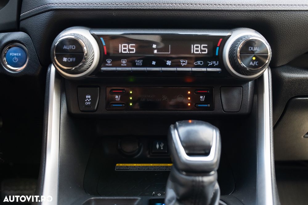 Toyota RAV4 2.5 VVT-iE 4x4 Luxury - 29