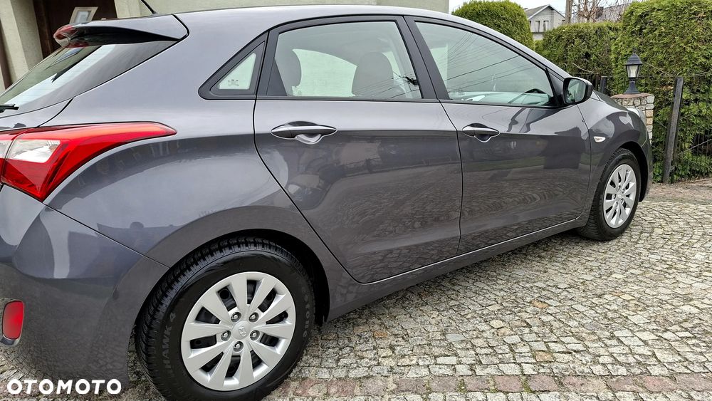 Hyundai i30 1.4 Trend - 17