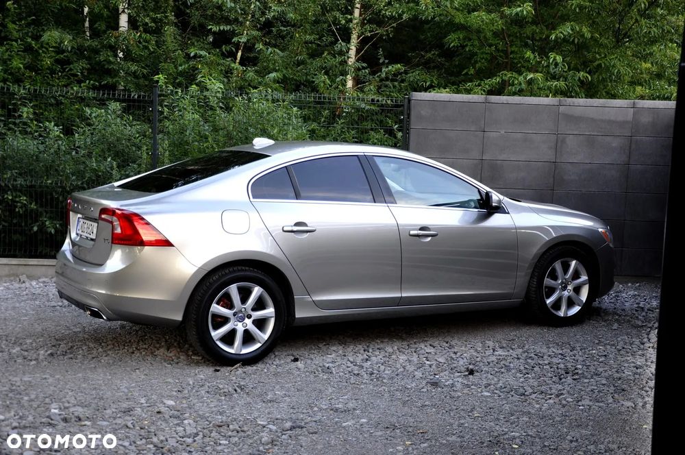 Volvo S60 T5 Geartronic Summum - 14