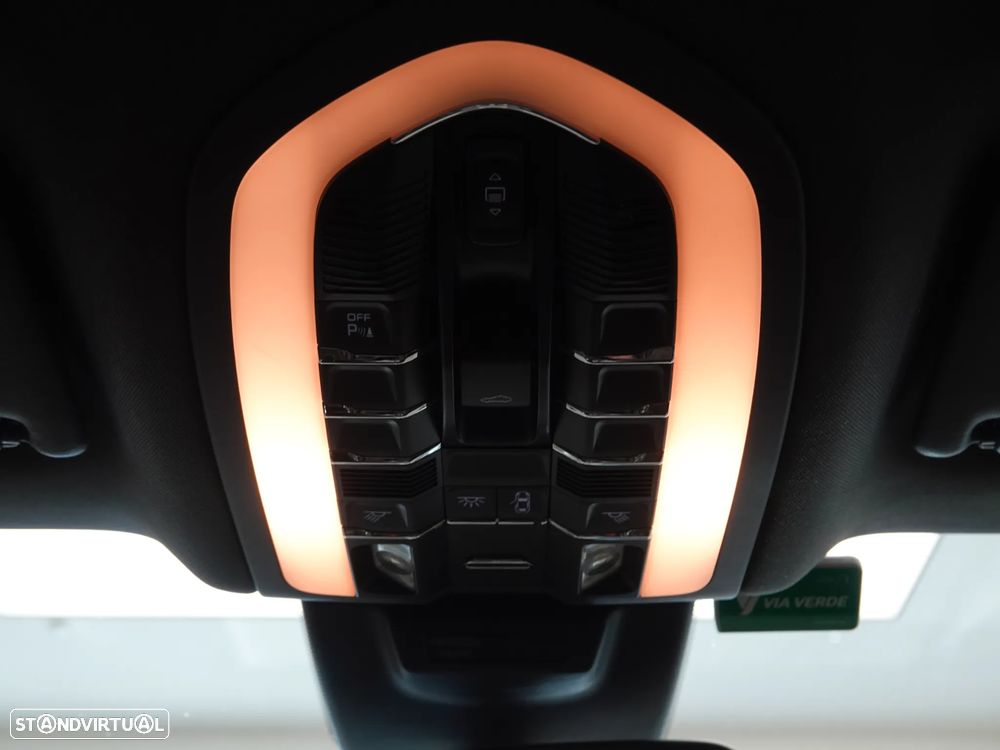 Porsche Macan S - 25