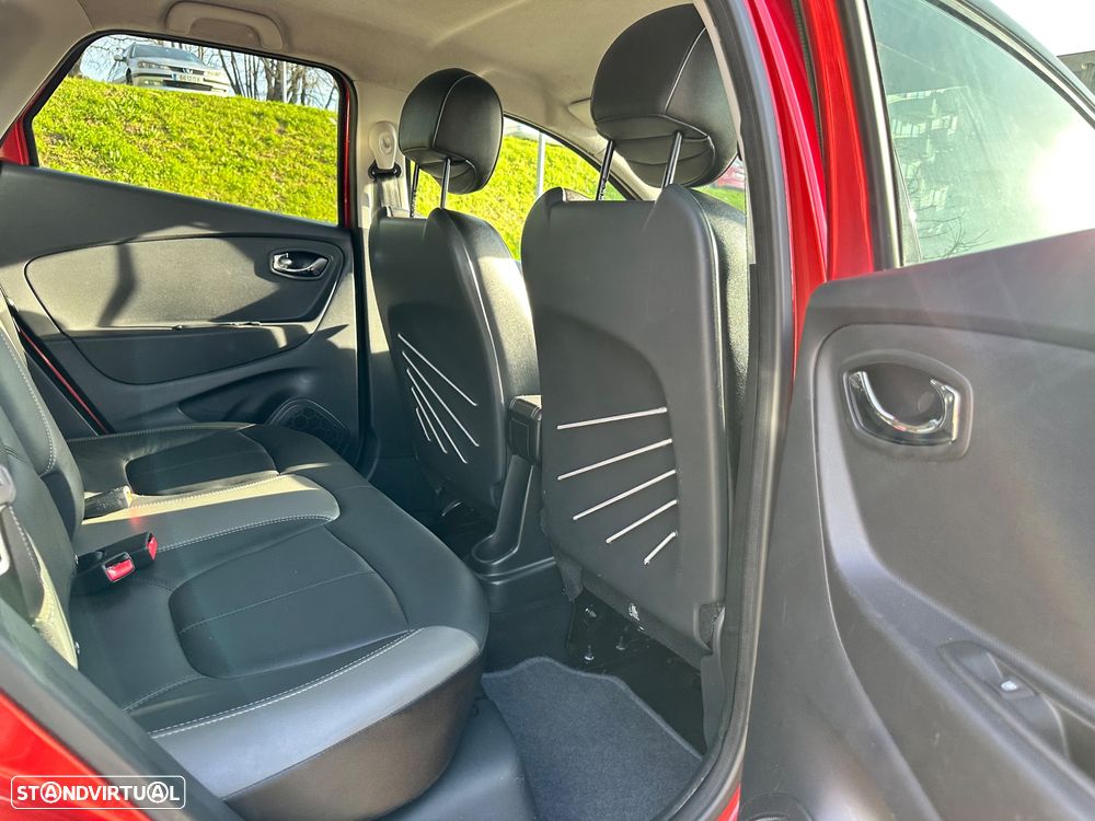 Renault Captur dCi 90 EDC Helly Hansen - 31