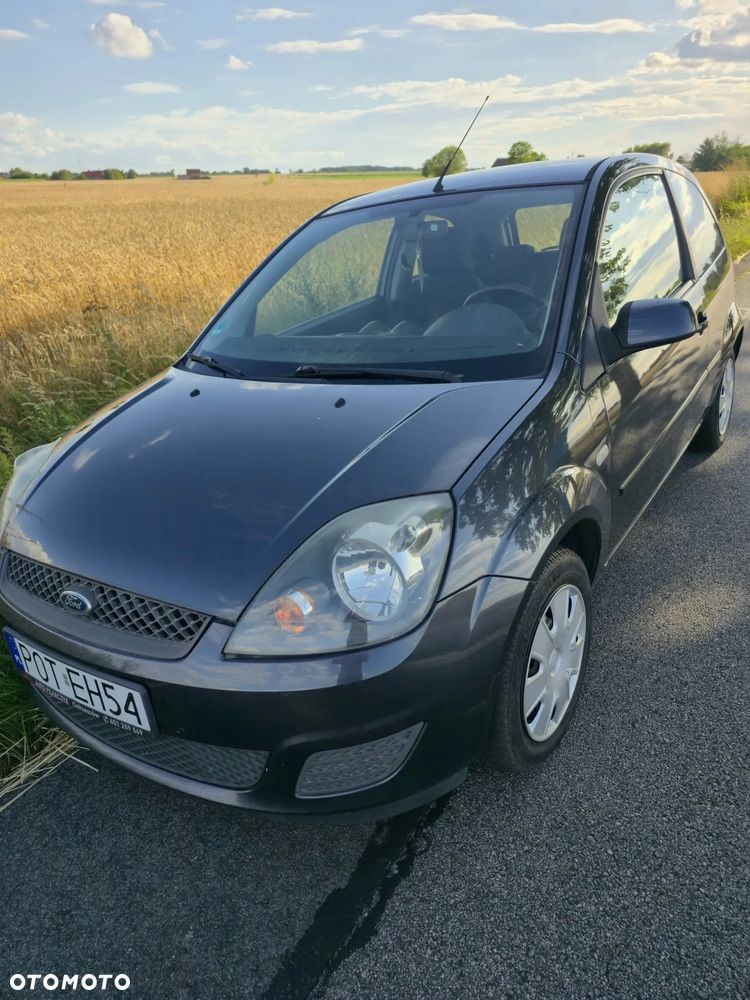 Ford Fiesta 1.3 Trend - 10