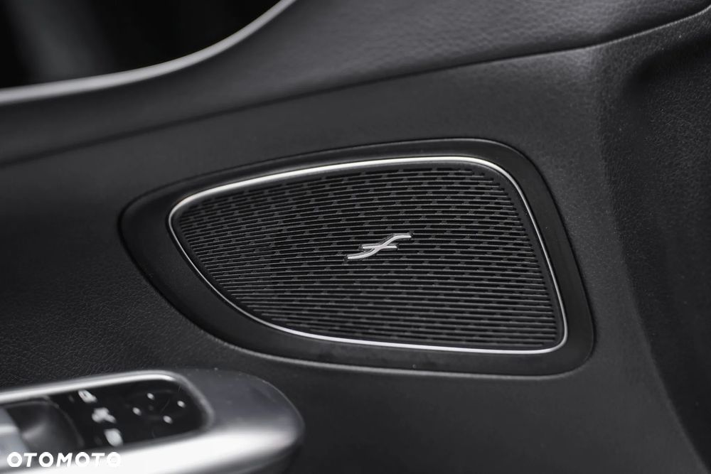 Mercedes-Benz Klasa C 220 d 9G-TRONIC AMG Line - 36