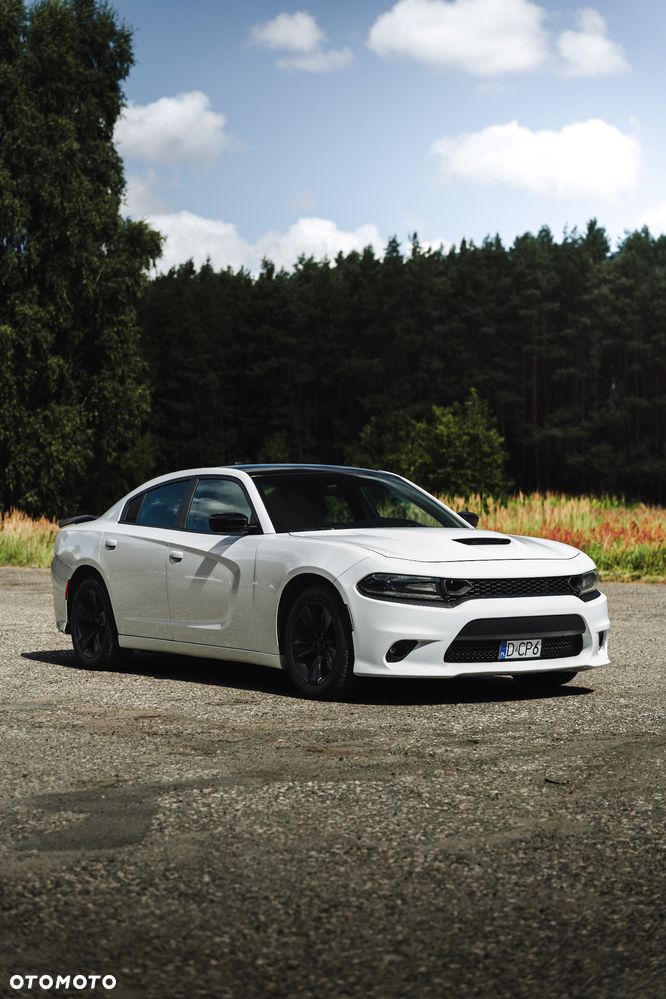 Dodge Charger - 4