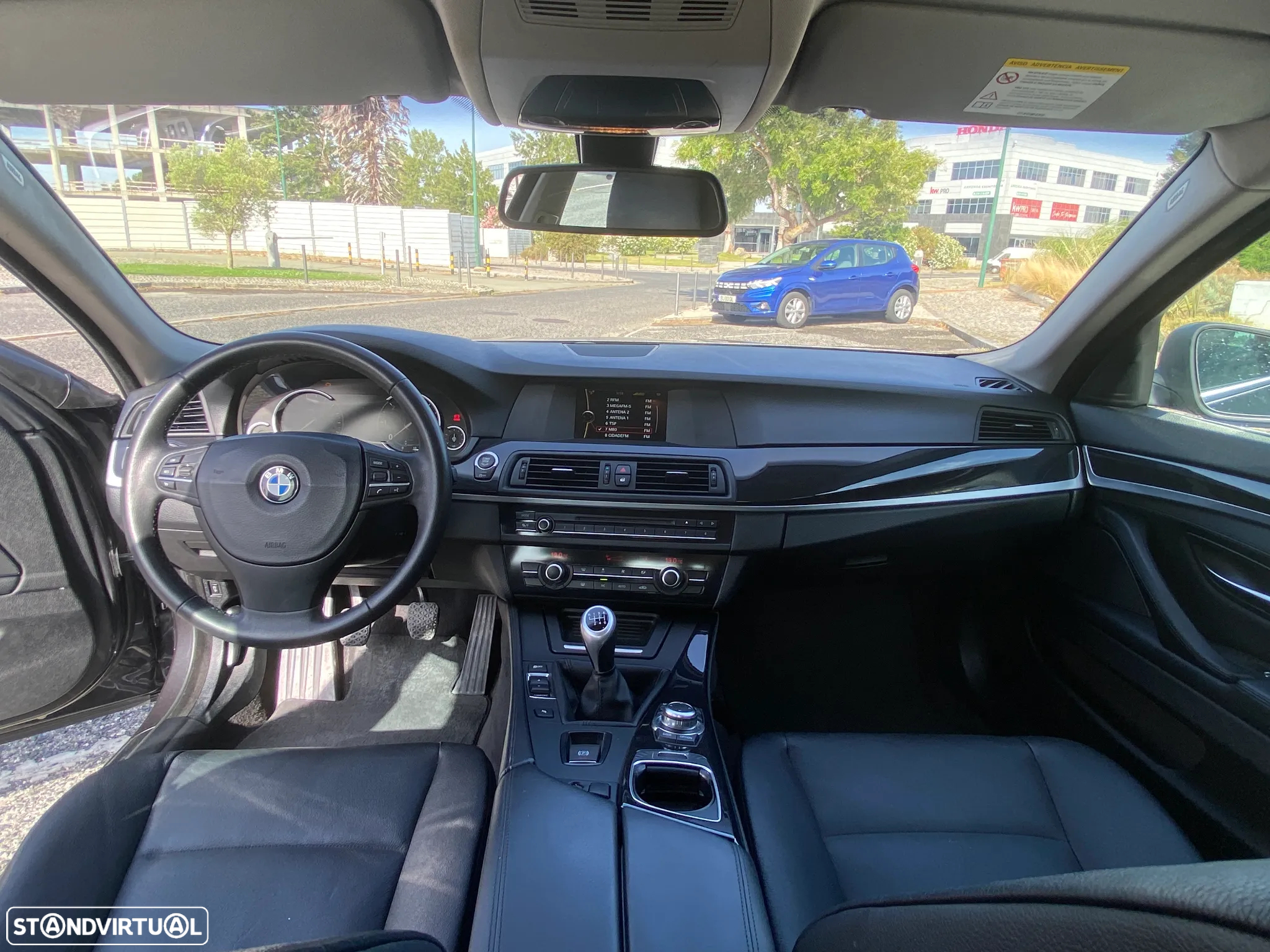 BMW 520 - 18