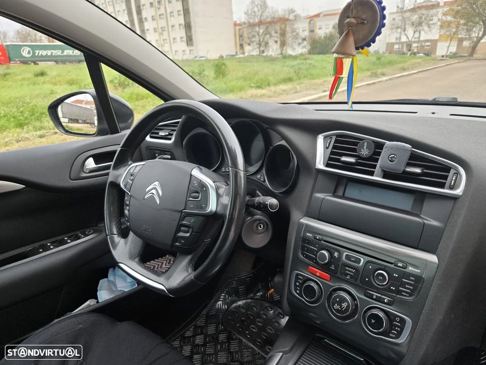 Citroën C4 1.6 e-HDi Exclusive CMP6 - 9