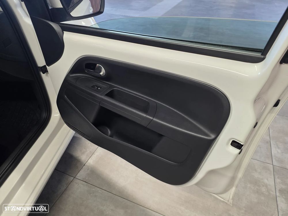 VW Up! 1.0 BlueMotion Move - 14