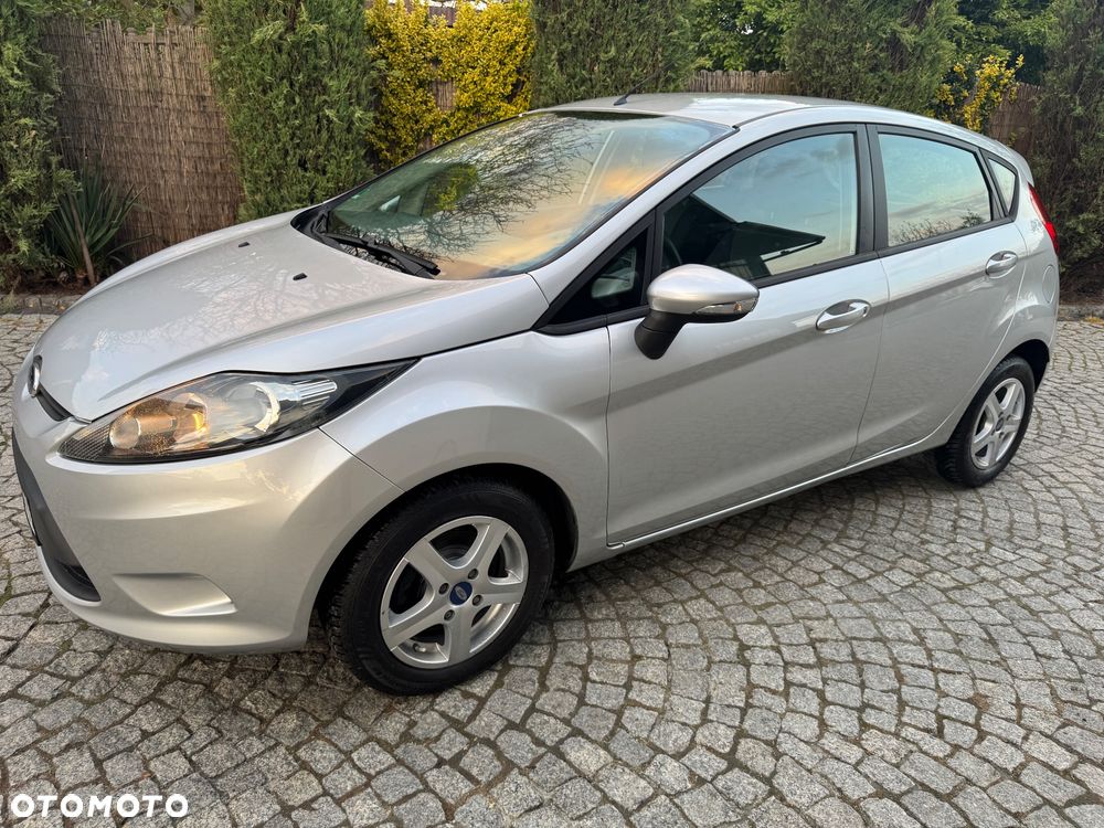 Ford Fiesta 1.25 Champions Edition - 3