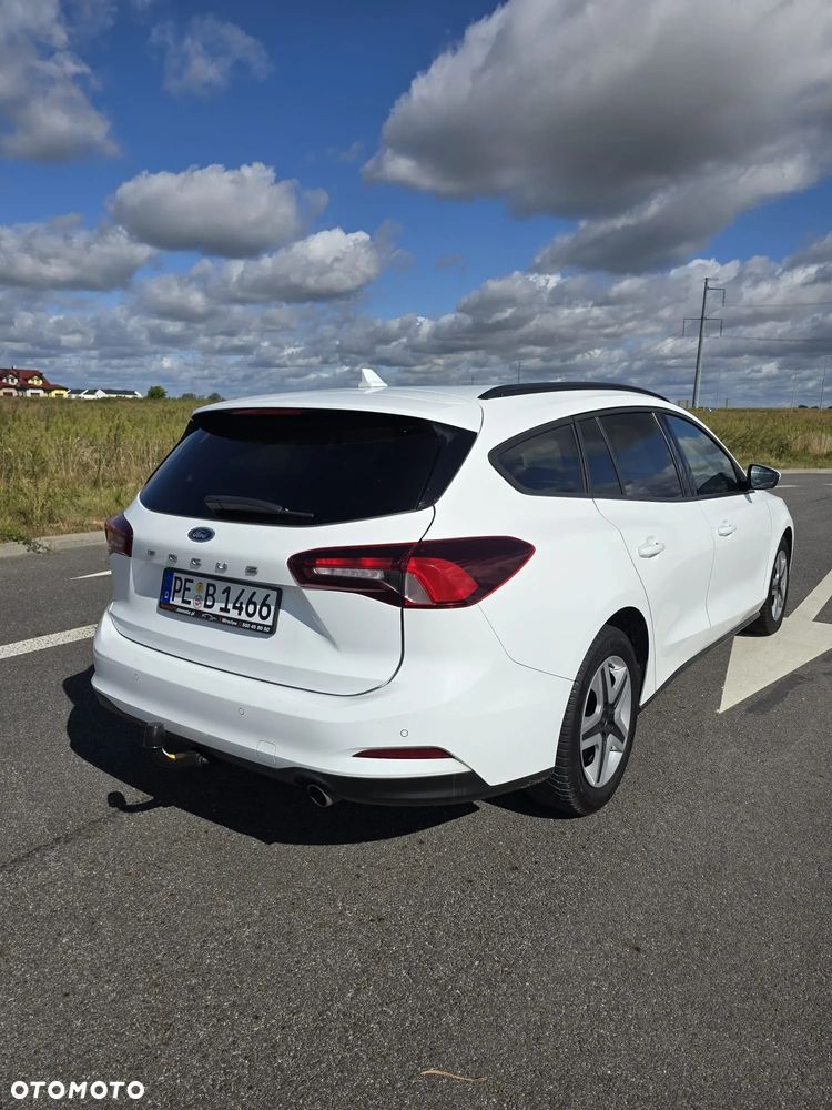 Ford Focus 1.5 EcoBlue STart-Stopp-System TITANIUM - 6