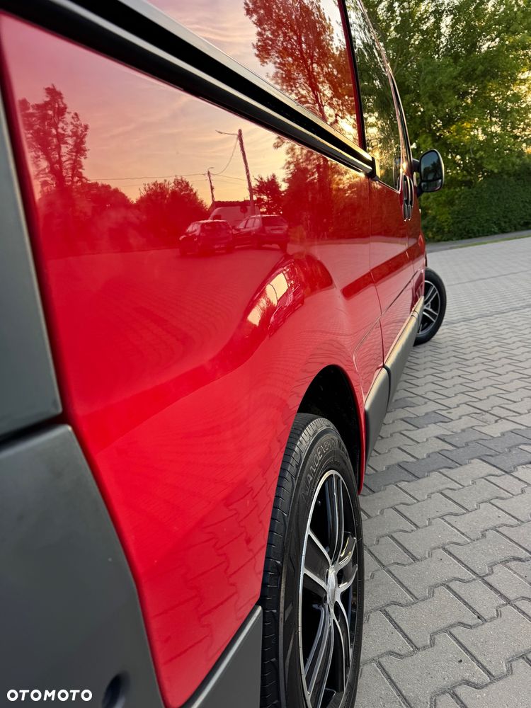 Opel Vivaro - 10