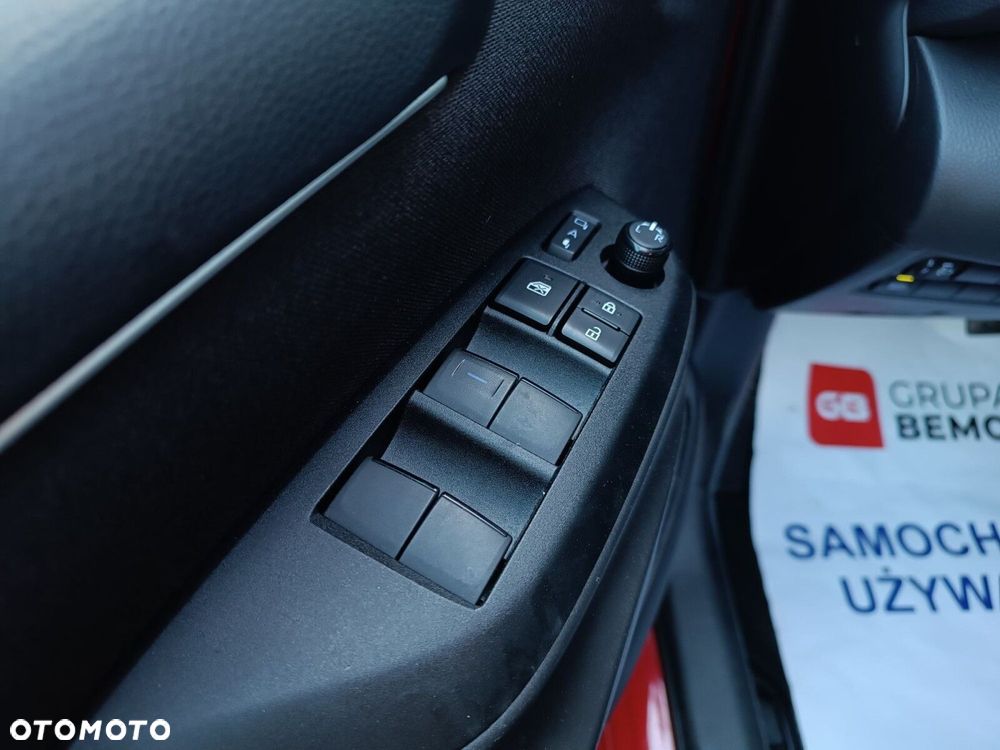 Toyota Yaris Hybrid 1.5 Comfort - 28