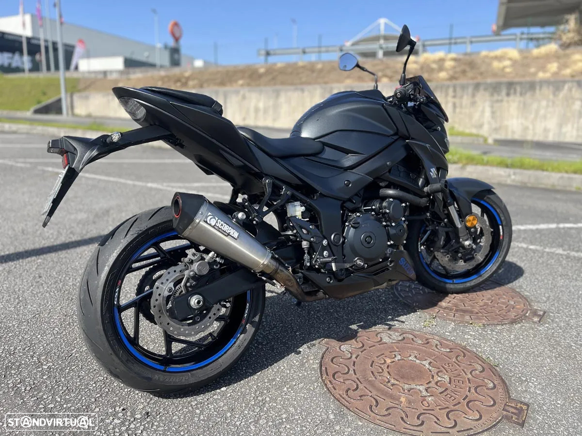 Suzuki GSX GSX 750 F - 2