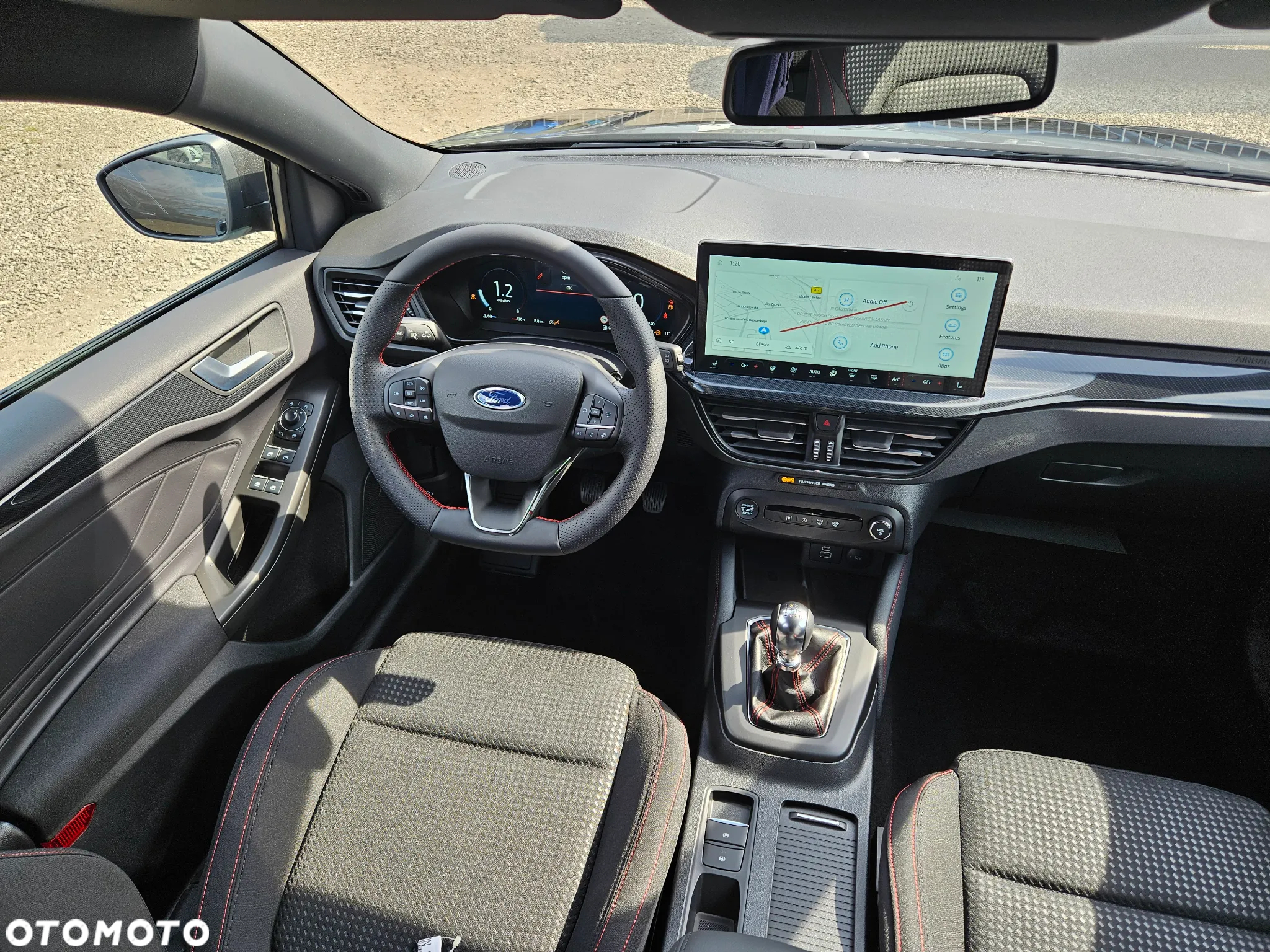 Ford Focus 1.0 EcoBoost mHEV ST-Line X - 28