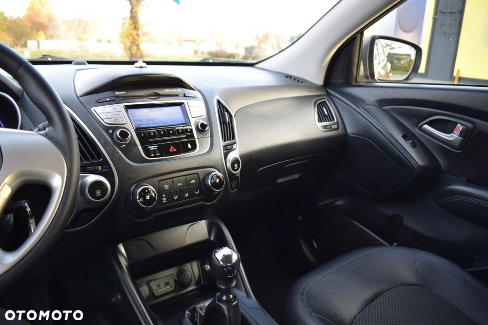 Hyundai ix35 1.7 CRDi 2WD blue Comfort - 17