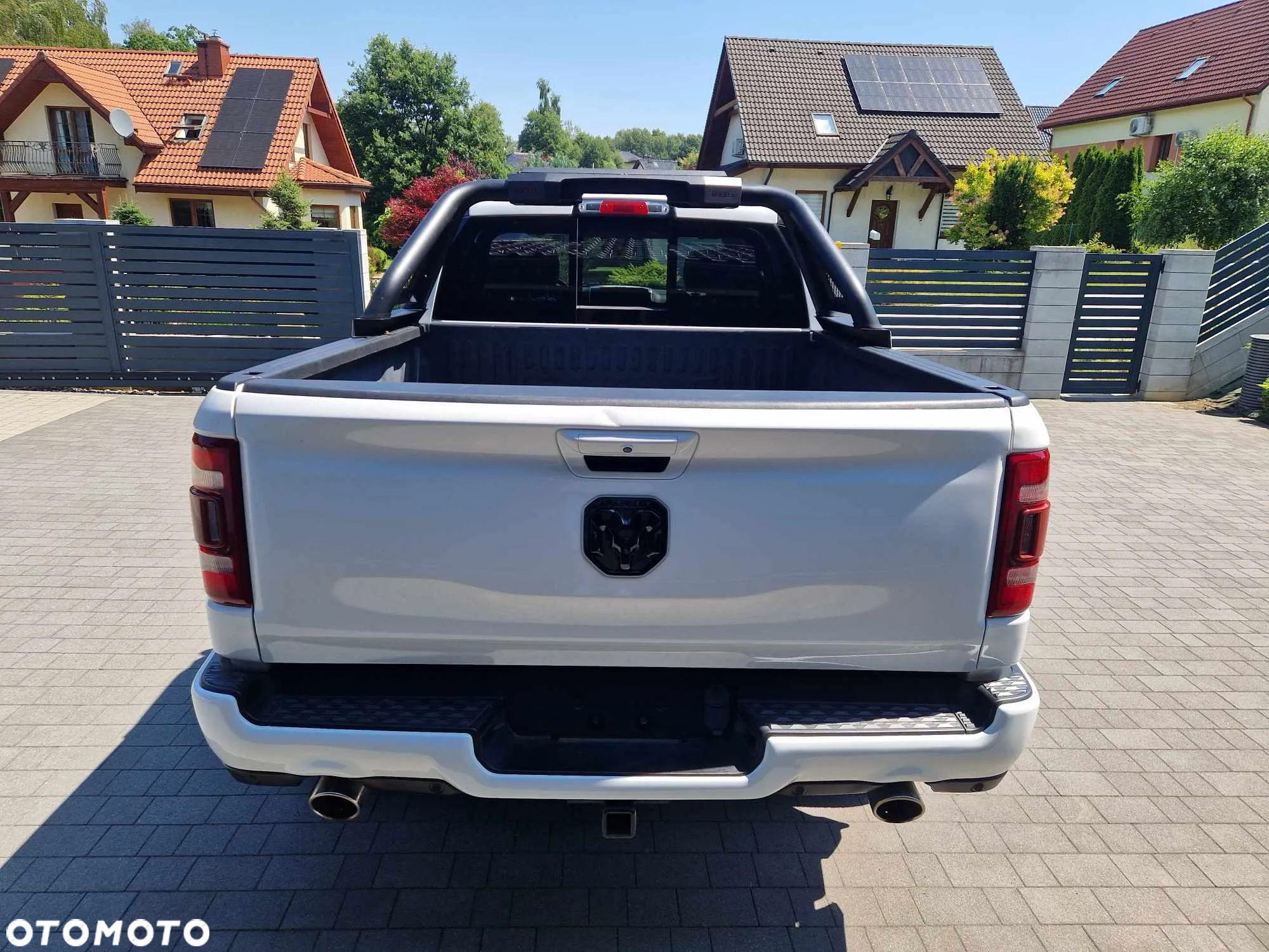 Dodge RAM 1500 5.7 4x4 - 14