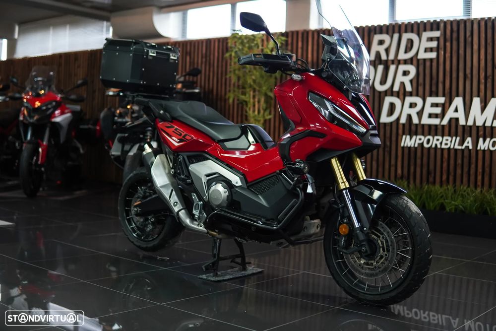 Honda X-ADV 750 - 38