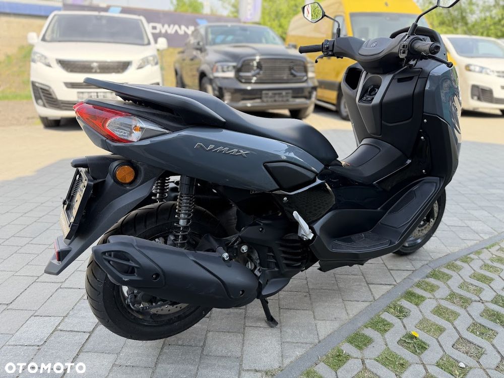 Yamaha NMAX - 5