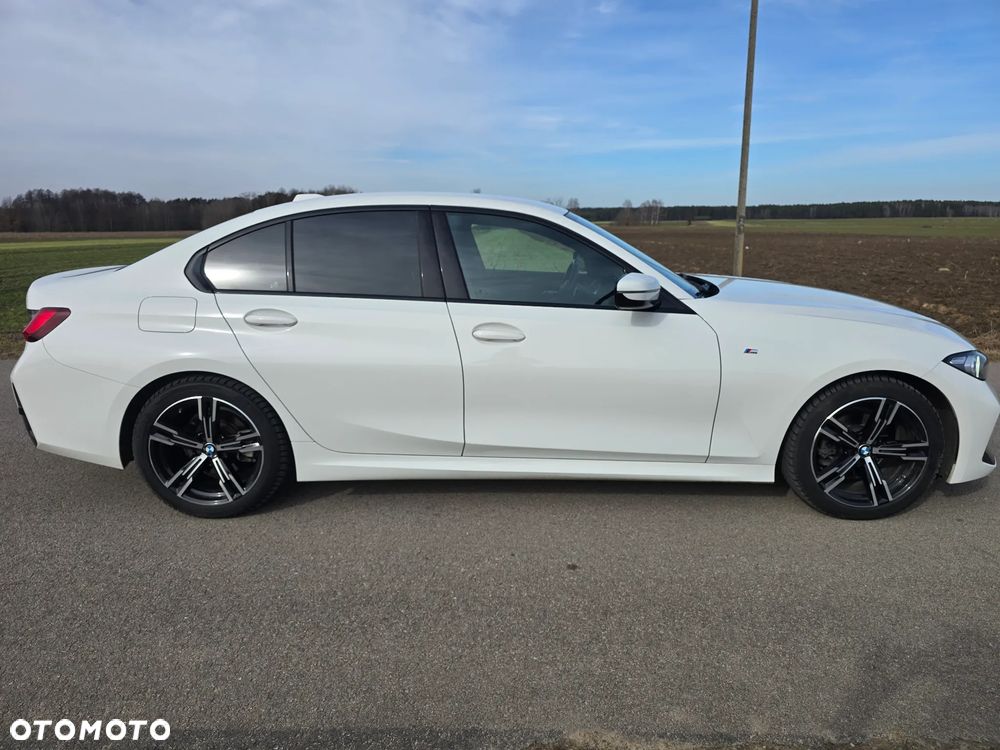 BMW Seria 3 318i M Sport - 5