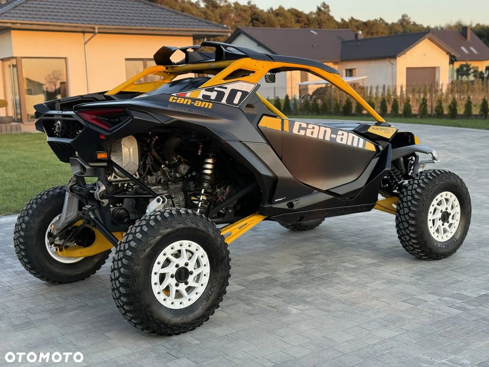 Can-Am Maverick - 3