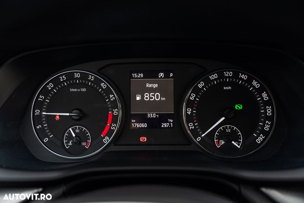 Skoda Octavia 2.0 TDI DSG Edition Plus - 23