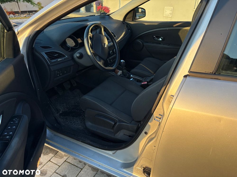Renault Megane - 10