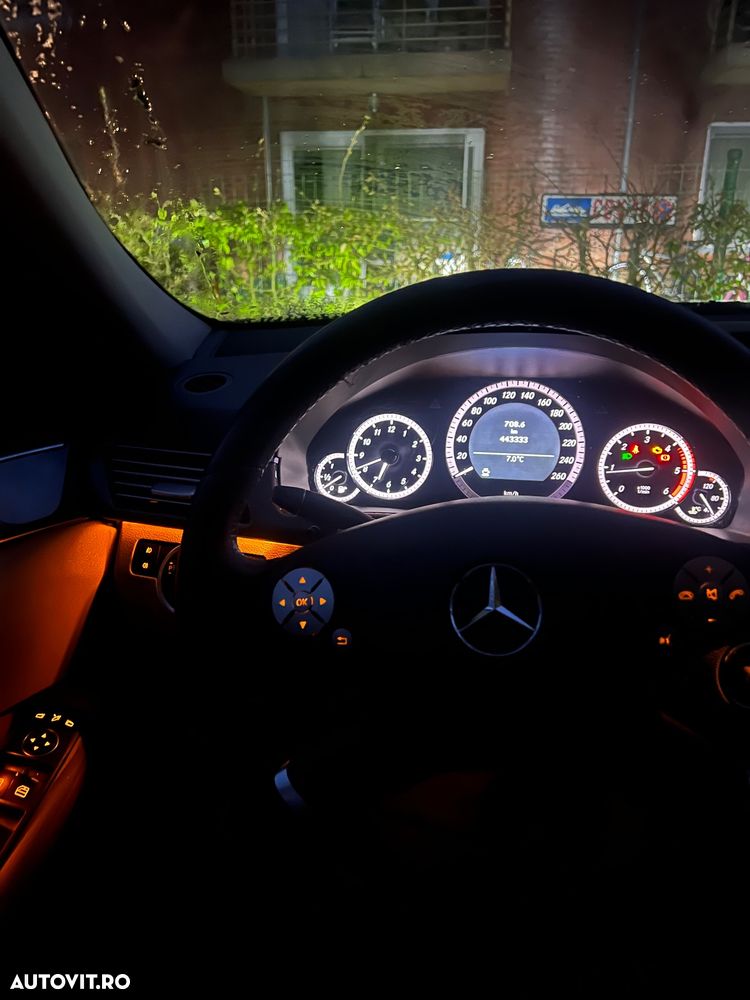 Mercedes-Benz E - 3