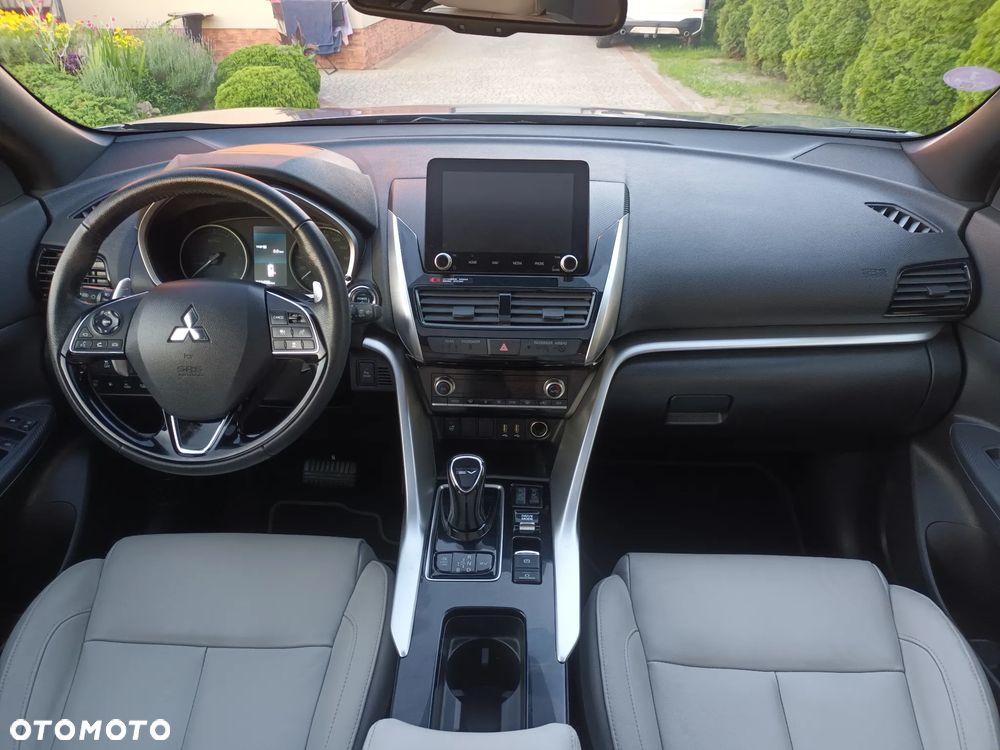 Mitsubishi Eclipse Cross 4WD Top - 11