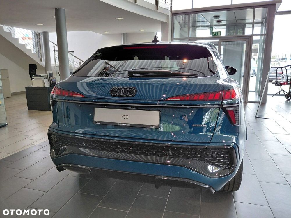 Audi Q3 Sportback - 4