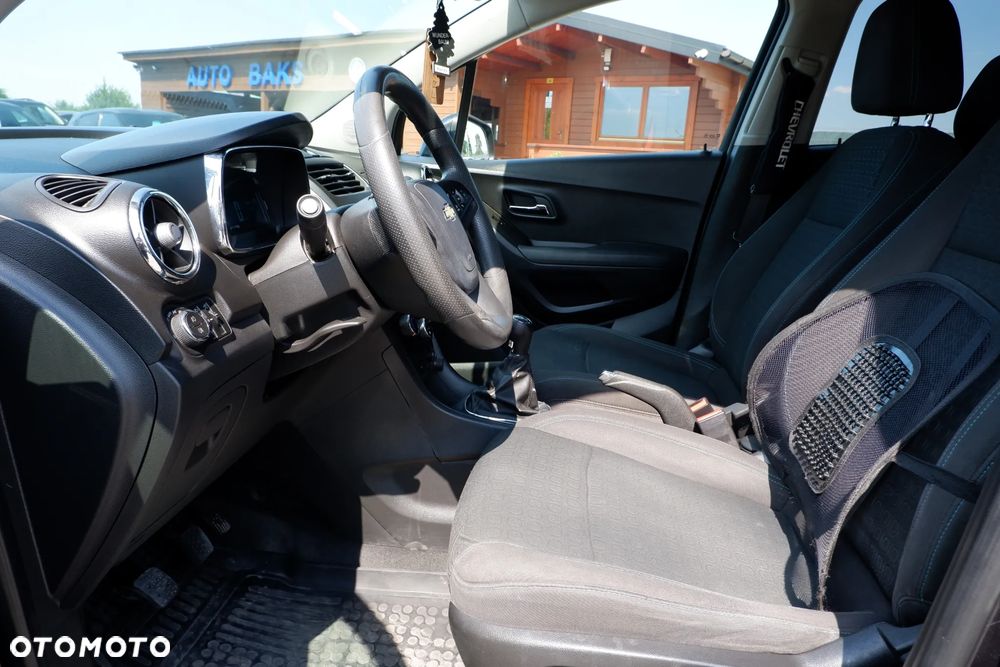 Chevrolet Trax 1.6 LS - 26