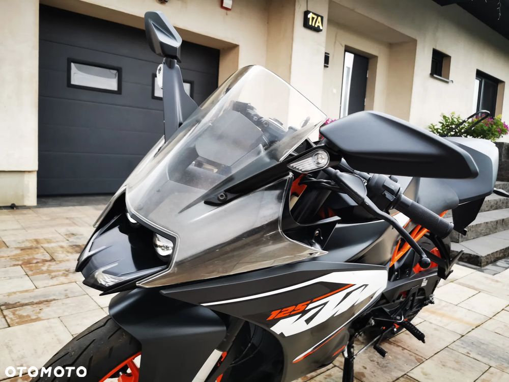 KTM RC 125 - 11