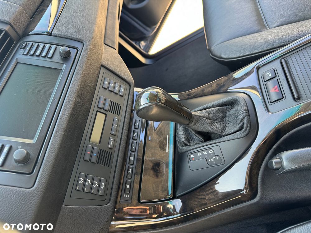 BMW X5 4.4 i Edition Exclusive - 25